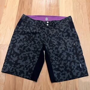 Women’s Club Ride Biking Shorts